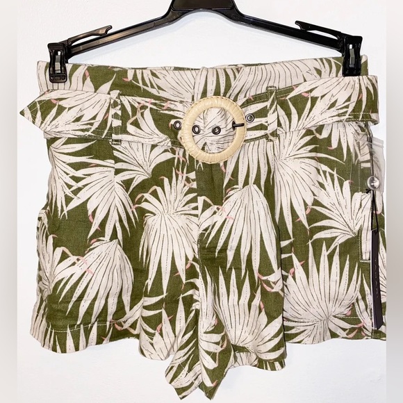 Tahari Pants - NWT Tahari Olive Green & Cream Tropical Floral Print 100% Linen Belted Shorts, M